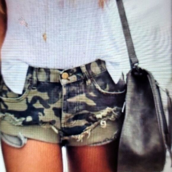camo shorts size small - Picture 1 of 12